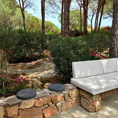Holiday home Villetta Farfalla Bianca Capo Coda Cavallo