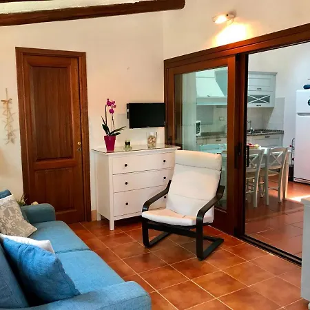 Villetta Farfalla Bianca Holiday home Capo Coda Cavallo